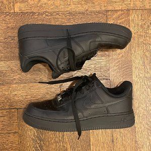 All-black Nike Air Force 1 - Size 6.5W